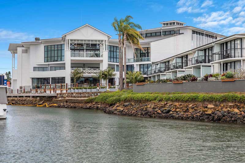 Rydges-Sails-Resort-Port-Macquarie cladding picture